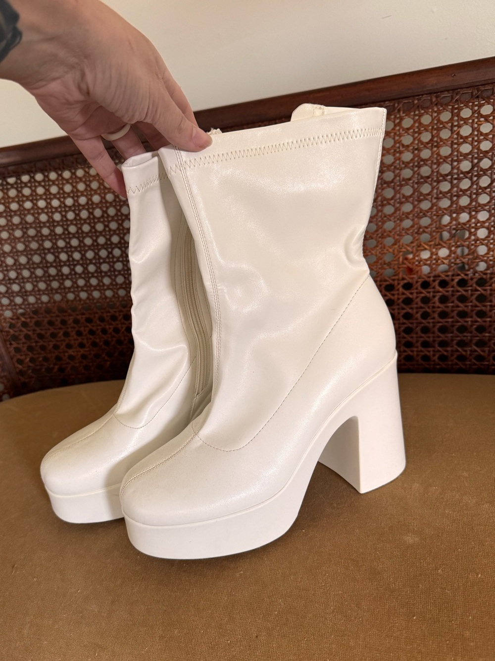 Dream Pairs White Platform Block Heel Ankle Boots